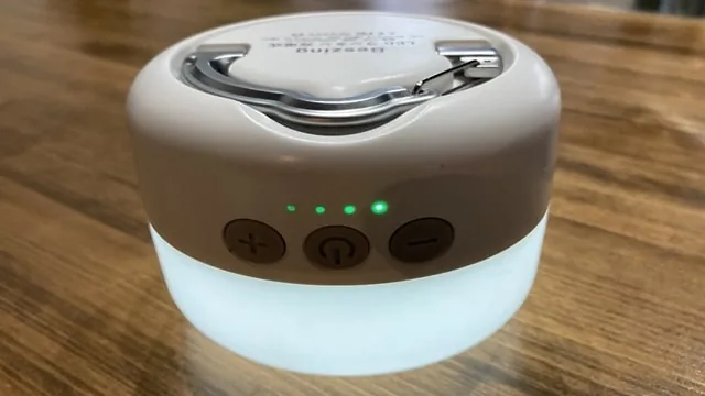 白い丸型のBeszing LEDランタン本体